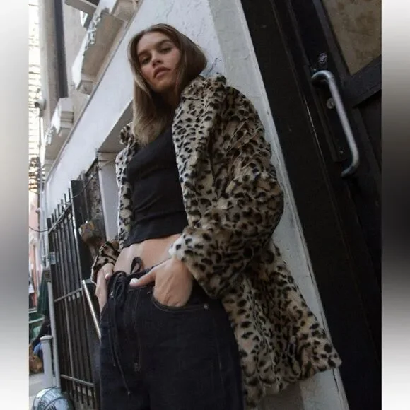 Zara faux fur animal print coat - Picture 2 of 8